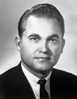 Wallace Prints: Portrait of Alabama Governor George C Wallace
