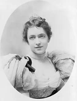 Portrait of Elsie de Wolfe