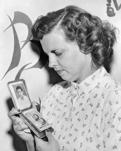 San Rafael Prints: Portrait of Frances Couturier