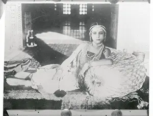 Mumbai Prints: Portrait of an Indian Actress
