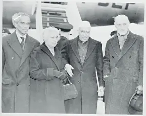 Portrait of Indian and English Dignitaries