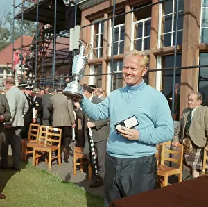 Muirfield Prints: Portrait of Jack Nicklaus Holding Trophy