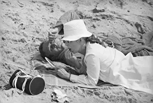 Malibu Prints: Portrait of Joanne Woodward and Paul Newman