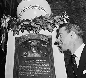 Cooperstown Prints: Portrait of Joe DiMaggio