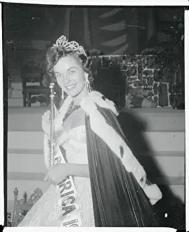Portrait of Lee Ann Meriwether