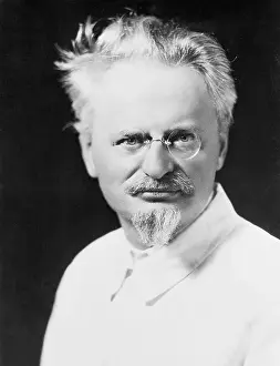 Bolshevik Prints: Portrait of Leon Trotsky