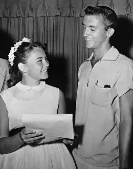 Portrait of Linda Gleason and Ronnie Burns