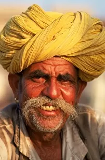 Images Dated 9th October 2003: portrait of man, rajasthan, india