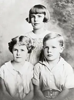 Prints of (Original Caption). Portrait of Marlon Brando as a child with sisters Frances and Jocelyn. Undated Photo The Iconic Moments Captured: Portrait of Marlon Brando and Sisters