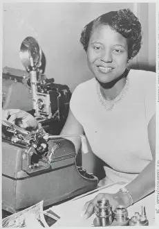 Tuscaloosa Prints: Portrait of Miss Arthurine Lucy