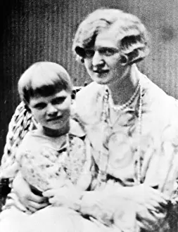 Portrait of Nan Britton and Daughter Elizabeth Ann