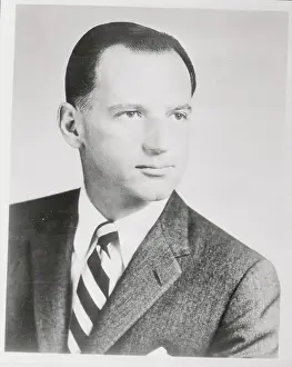 Portrait of R Peter Strauss