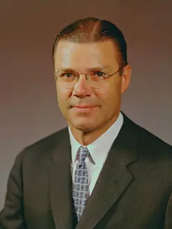 Roberts Prints: Portrait of Robert S. McNamara