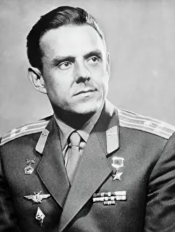 Soviet Prints: Portrait of Soviet Colonel Vladimir Komarov