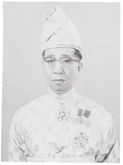 Malaysia Prints: Portrait of Sultan Ismail Nasiruddin Shah