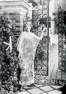 Montreal Prints: Portrait of a Woman