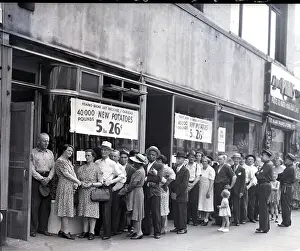 Queue Prints: Potato Sale Line In The Bronx, 1943