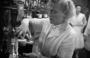 Roles And Occu Prints: Pouring The Beer