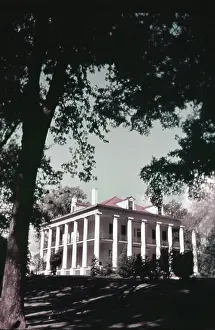 1800s Prints: A Pre Civil War Plantation House
