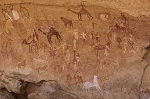 Sahara Desert Landscapes Gallery: Prehistoric petroglyphs in libian sahara desert