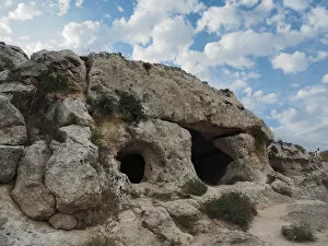 Images Dated 18th August 2016: Prehistoric Rock Dwellings In Matera, Basilicata, Southern Italy