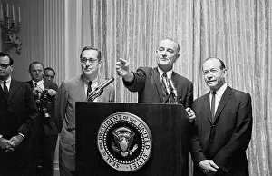 Pres Johnson @ Podium Gesturing / Crowd
