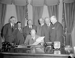 Lucius D Prints: President Eisenhower and Advisory Committee on Highways