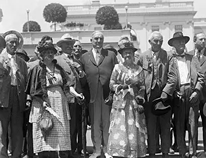 Harding Prints: President Harding Honoring Civil War Veterans