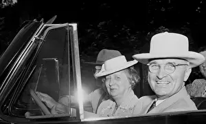 Gettysburg Prints: President and Mrs. Truman Driving