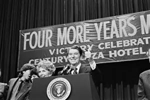 Thumbs Up Prints: President Reagan Gives The Thumbs Up
