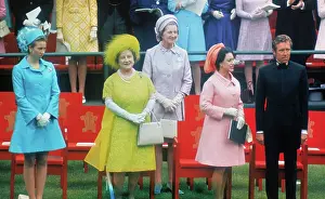 Aunt Prints: Prince Charles Investiture