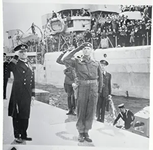 Oslo Prints: Prince Olaf Standing at Attention
