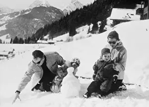 Caroline Prints: Prince Rainier Playing in the Snow with His Family