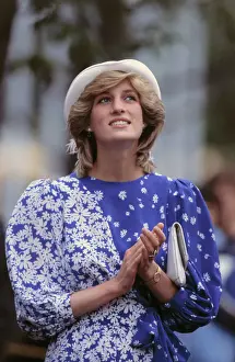 Princess Diana Prints: Princess Diana Applauding