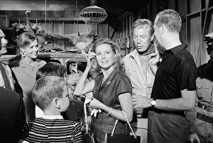 Caroline Prints: Princess Grace and Family at Universal City Studios