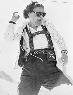 Zermatt Prints: Princess Juliana Skiing