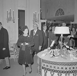 Entrepreneur Prints: Princess Margaret Shopping