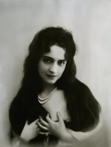 Real People Prints: Princess Marguerite Fahmy