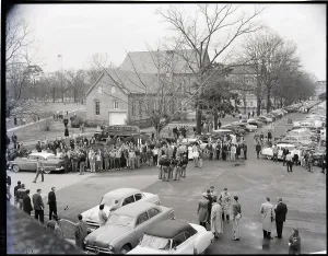 Tuscaloosa Prints: Pro-Segregation Students Confront Police in Alabama