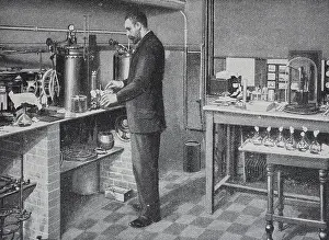 Labour Prints: Production of the plague vaccine at the Pasteur Institute in Paris