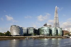 Images Dated 9th August 2014: Promenade on the River Thames with City Hall and Shard skyscraper, London, England, United Kingdom