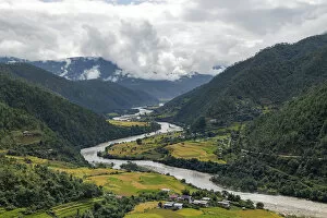 Images Dated 14th March 2017: Punakha Valley, Bhutan