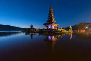 Images Dated 23rd July 2017: Pura Ulun Danu Bratan, Bali, Indonesia