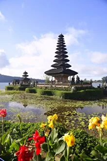 Images Dated 26th July 2014: Pura Ulun Danu Bratan Temple or Pura Bratan Temple, in Lake Bratan, highlands of central Bali