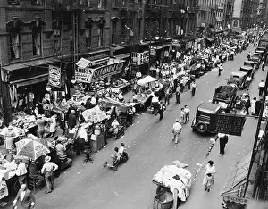 Pushcart Vendors on New York Street