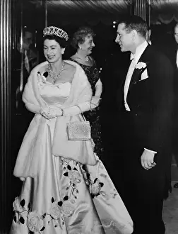 Queen Elizabeth II with Sir Laurence Olivier