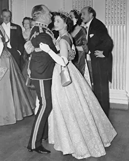 Marshal Prints: Queen Elizabeth and Sir John Baldwin Dancing