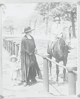 Victoria Prints: Queen Victoria of Spain with Children 1922