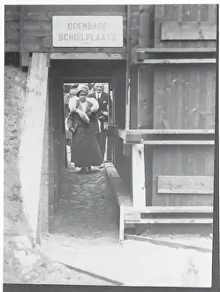 Amsterdam Prints: Queen Wilhelmina in the Bomb-Proof Shelter