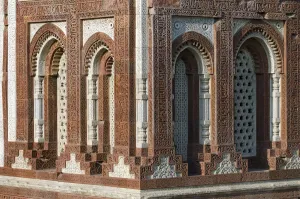 Embellished Prints: Qutb Minar Minaret, UNESCO World Cultural Heritage, New Delhi, India, Asia